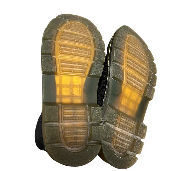 DR Martens  Combs J Kids Boots New without tags Black 11 - Picture 4 of 7